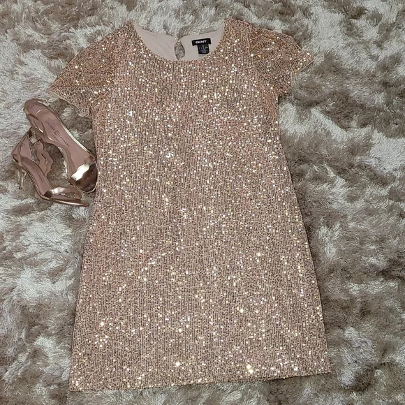 jennifer lawrence golden globes red dress Reagan Fitted Sequin Dress - Gold Metallic Treasure Box Sequin Knit – The  Islands main image 1